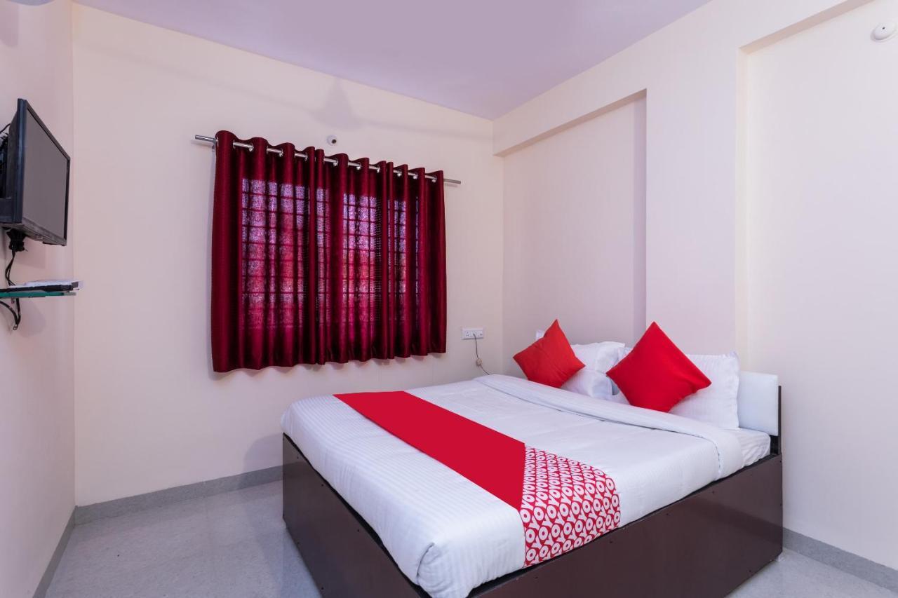 Oyo 36243 Mishthi Palace 3* Indore