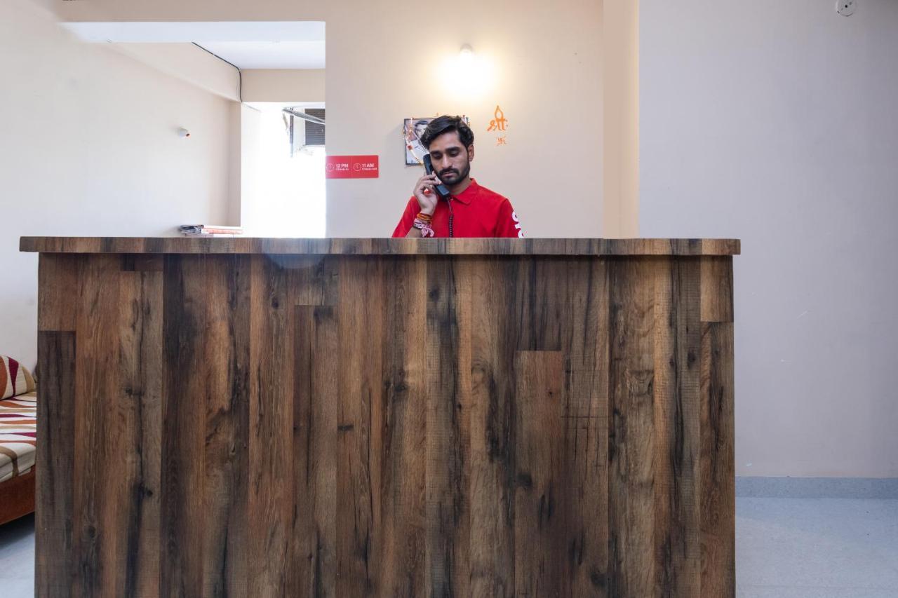 Oyo 36243 Mishthi Palace Hotel Indore